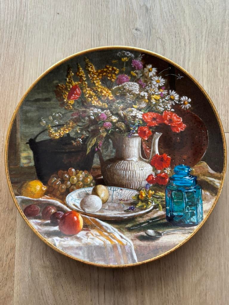 Sierbord nummer 8216D Koninklijke Mosa Porselein, Verzenden