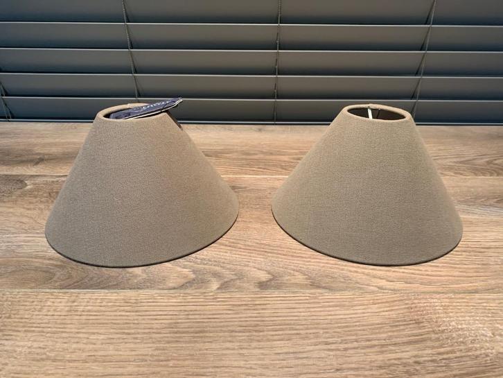 nieuwe lampenkappen van Stout verlichting twv € 69,00 st, Huis en Inrichting, Lampen | Lampenkappen, Nieuw, Minder dan 25 cm, Rond