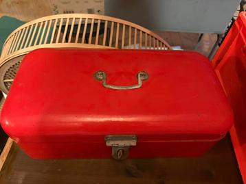 Vintage Emaille Broodtrommel - Rood beschikbaar voor biedingen