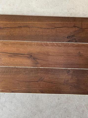 Nieuwe 26 cm multi Eiken Chateau, naturel gerookt 60m2 beschikbaar voor biedingen