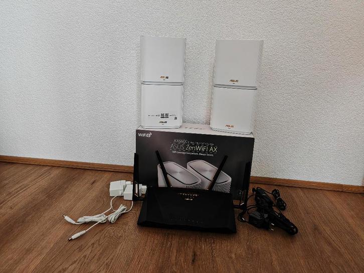 Asus AX88U + 4x ZenWiFi XT8 WiFi 6 Router en Mesh pakket, Computers en Software, Routers en Modems, Zo goed als nieuw, Router