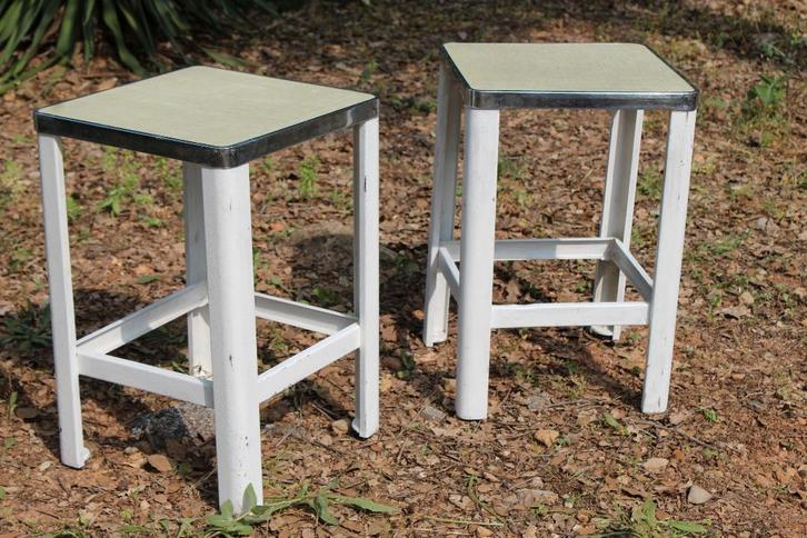 Brocante - Set robuuste Retro-krukken!, Huis en Inrichting, Krukjes, Gebruikt, IJzer, Ophalen