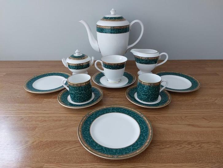 Royal Worcester Luxe 9-Delige SERVIES-SET Decor "Damask", Huis en Inrichting, Keuken | Servies, Nieuw, Compleet servies, Overige stijlen