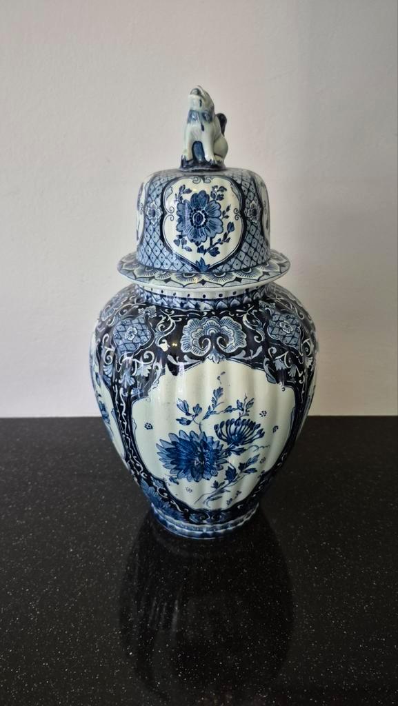 Delfts Blauwe Dekselvaas Petrus Regout Maastricht, Antiek en Kunst, Antiek | Keramiek en Aardewerk, Ophalen of Verzenden