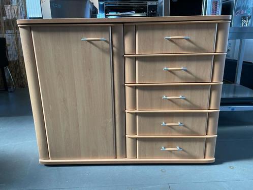 tv kast/ dressoir, Huis en Inrichting, Kasten | Dressoirs, Zo goed als nieuw, 100 tot 150 cm, 25 tot 50 cm, Met lade(s), Met deur(en)