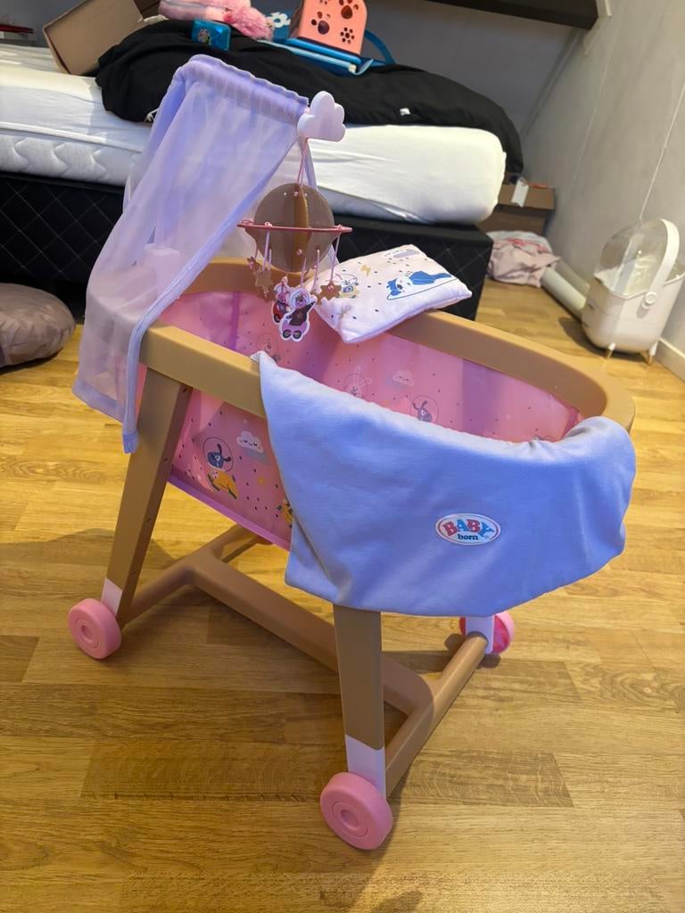 Baby born verrijdbare poppenwieg, Ophalen of Verzenden, Zo goed als nieuw, Babypop