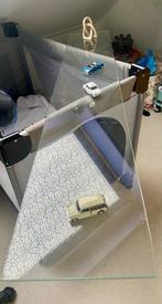 glasplaten incl plankdragers voor uitstallen verzamelingen, Ophalen, Zo goed als nieuw