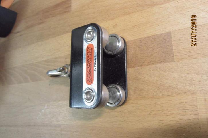 ronstan 32 mm  overloop 4 ongebruikte  H rails en wagen, Watersport en Boten, Accessoires en Onderhoud, Nieuw, Overige typen, Ophalen