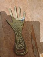Vintage messing flessenopener handvorm, Ophalen of Verzenden