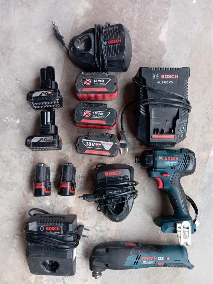 Bosch Multitool en slagschroevendraaier, Doe-het-zelf en Verbouw, Gereedschap | Handgereedschap, Ophalen of Verzenden