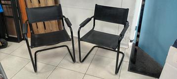 regisseur stoelen beschikbaar voor biedingen
