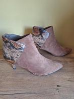 Bruine Enkellaarsjes met Slangenprint Detail, Bruin, Lage of Enkellaarzen, Ophalen of Verzenden, Onbekend