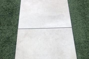 Keramische partijtegels 60x60x3 cm solid beige actie beschikbaar voor biedingen