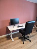 Ikea bureau en bureaustoel - zo goed als nieuw!, Huis en Inrichting, Bureaus, Ophalen, In hoogte verstelbaar, Zo goed als nieuw
