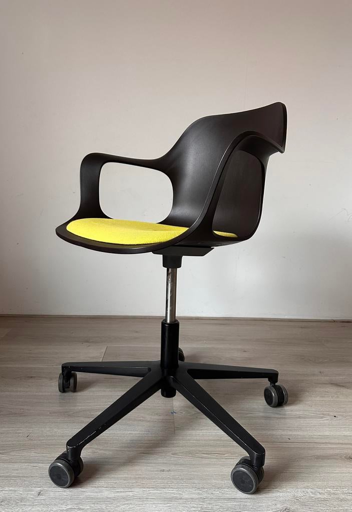 12 Vitra Hal Re Studio design bureaustoelen, Huis en Inrichting, Bureaustoelen, Gebruikt, Zwart, Ophalen