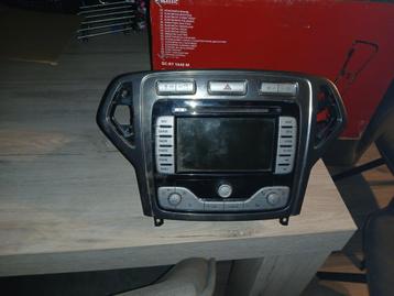Satnav radio ford beschikbaar voor biedingen