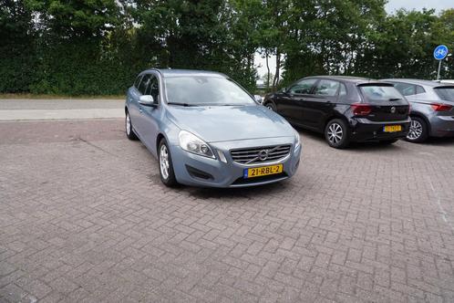 Volvo V60 1.6 T3 TREKHAAK CRUISE NAVI CLIMA (bj 2011), Auto's, Volvo, Bedrijf, Te koop, V60, ABS, Airbags, Airconditioning, Alarm