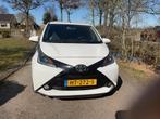 Toyota Aygo 1.0 12V Vvt-i Ddrs 2016 Wit, Auto's, Toyota, Stof, 4 stoelen, Wit, Origineel Nederlands