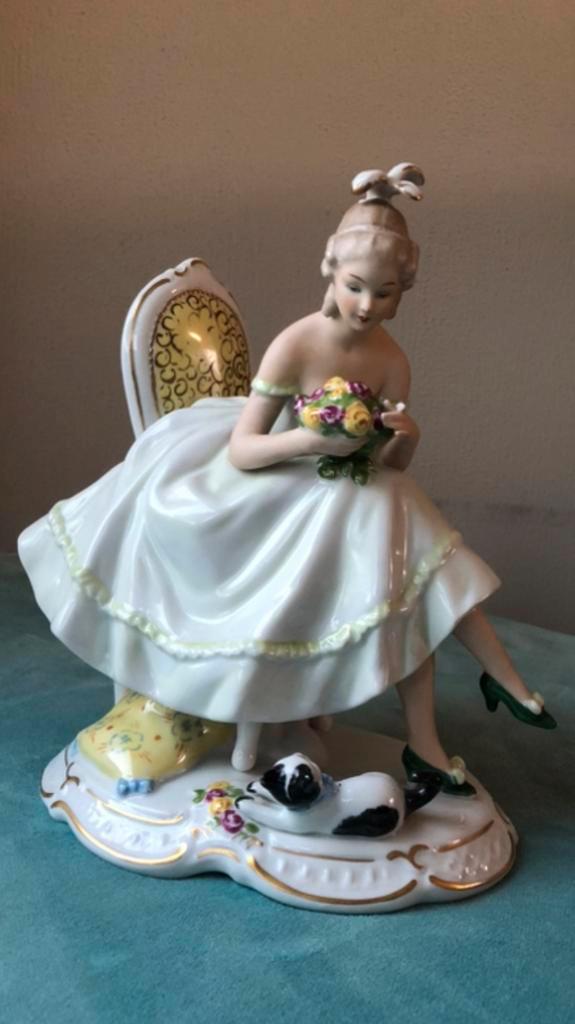 Wallendorf Porselein  Meisje met Kat  Het Boeket Danseres, Antiek en Kunst, Antiek | Porselein, Ophalen of Verzenden