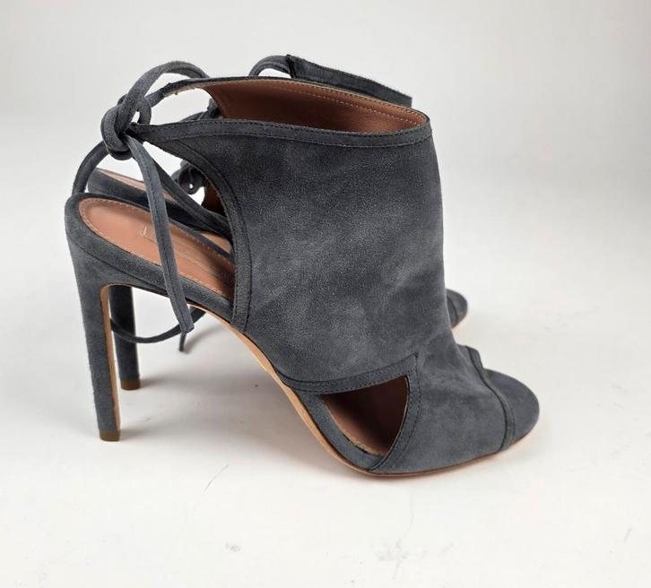Hugo Boss Suède Hakken Grijs Maat 40 - Nieuw!, Kleding | Dames, Schoenen, Nieuw, Pumps, Grijs, Verzenden