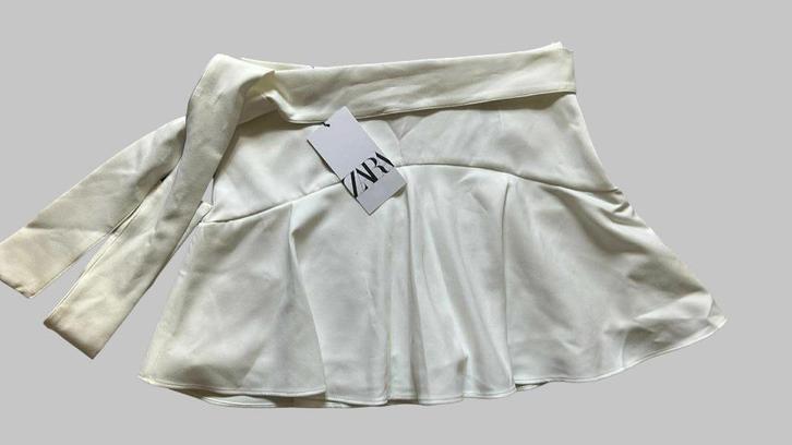 Zara witte broekrok – Maat S, nieuw met label, Kleding | Dames, Rokken, Nieuw, Maat 36 (S), Wit, Boven de knie, Ophalen of Verzenden