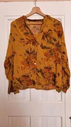 Vintage blouse in oker met bloemen, Meerdere dieren, Tropenvogel