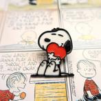 Snoopy Peanuts Comics enamel pin badge broche, Verzenden, Snoopy, Nieuw, Kleding