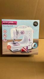 Naaimachine Entry - level - nieuw in doos . Crafts & co, Hobby en Vrije tijd, Naaimachines en Toebehoren, Ophalen of Verzenden