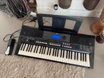 Yamaha PSR E433 keyboard met pedaal in topstaat., Muziek en Instrumenten, Keyboards, 61 toetsen, Yamaha, Ophalen of Verzenden