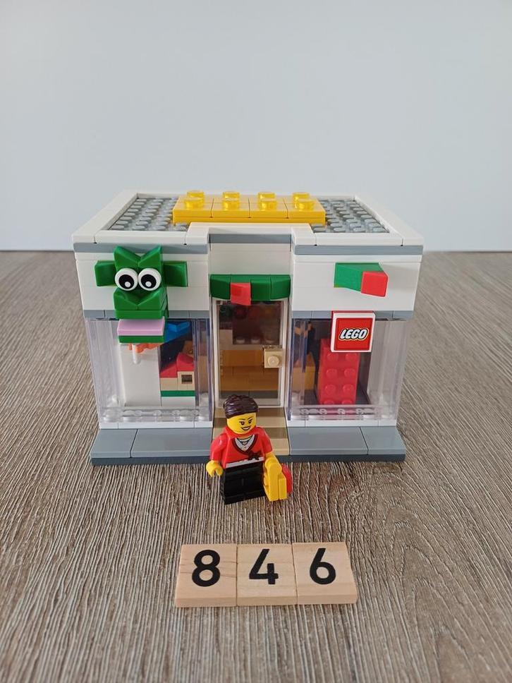 Lego Brand Retail Store 40145, Kinderen en Baby's, Speelgoed | Duplo en Lego, Zo goed als nieuw, Lego, Complete set, Ophalen of Verzenden