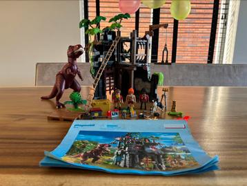 Playmobil 9429 Dino Basiskamp van de avonturiers met T-Rex beschikbaar voor biedingen