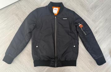 Zwarte VINGINO jas, maat 176 beschikbaar voor biedingen