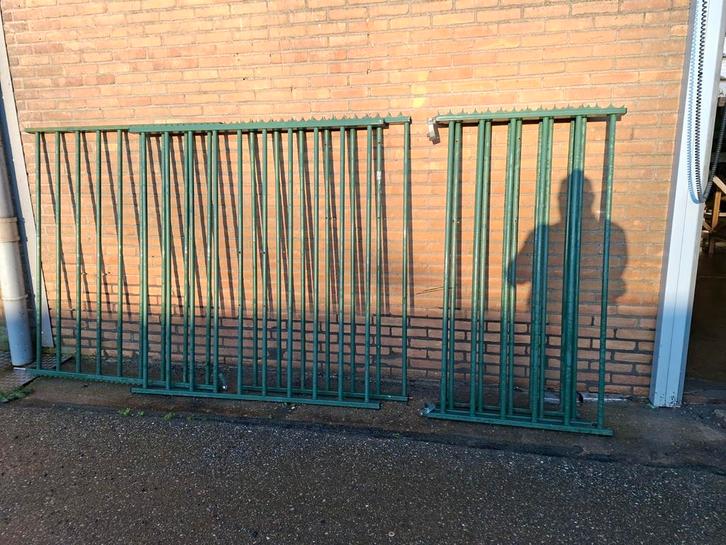 2 tuinpoortjes en 14 meter hekwerk, Tuin en Terras, Tuinhekken en Hekwerk, Gebruikt, IJzer, Ophalen