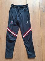 Nette trainingsbroek Paris Germain mt 152, Ophalen of Verzenden, Zo goed als nieuw, Jongen of Meisje, Broek