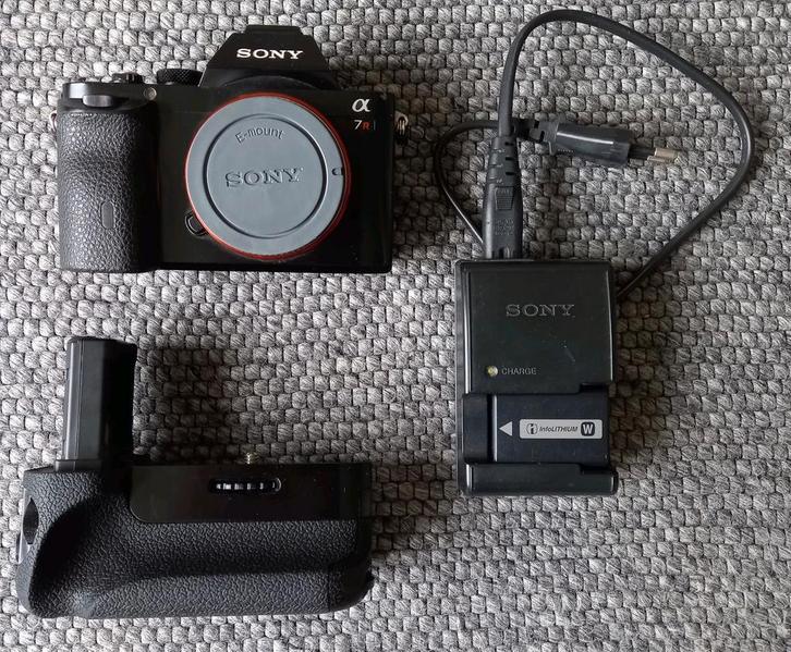 Sony Alpha 7R Full-Frame Systeemcamera + Grip, Audio, Tv en Foto, Fotocamera's Digitaal, Spiegelreflex, Sony, Geen optische zoom