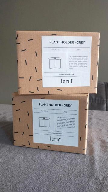 Ferm Living bloempot houders beschikbaar voor biedingen