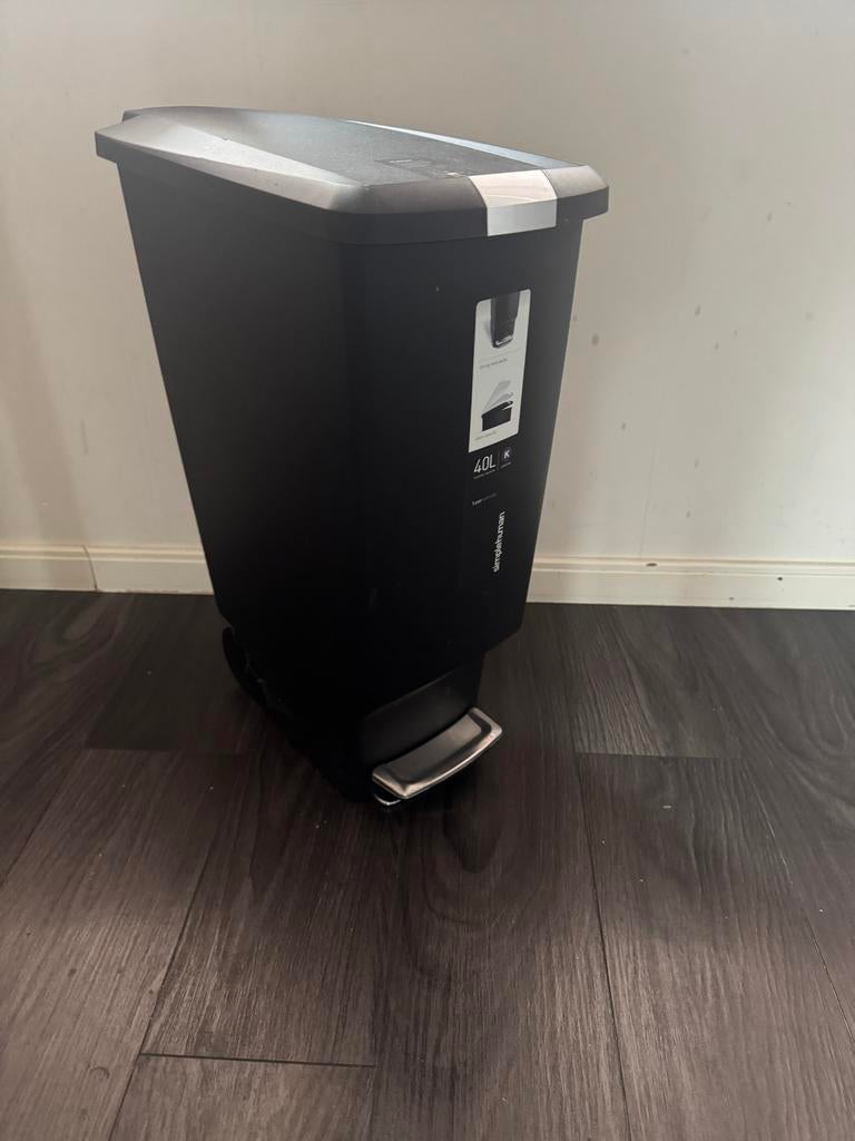 Simple Human Prullenbak - Zwart - 40 Liter, Kunststof, Gebruikt, Met pedaal, 50 tot 75 cm