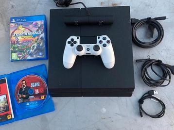 PS4 500GB met Controller en Games beschikbaar voor biedingen