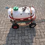 Watervat met pomp op onderstel voor zitmaaier, Tuin en Terras, Zitmaaiers, Ophalen