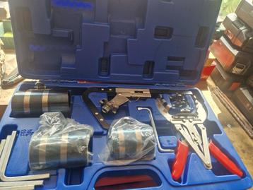 motor/autogereedschap/zuigers/zuigerveren beschikbaar voor biedingen