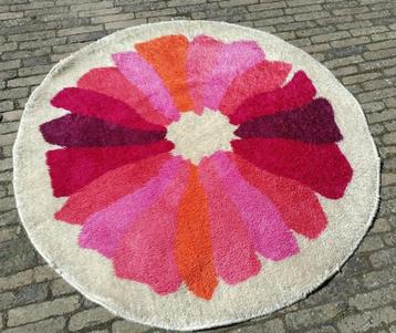 Vintage jaren 1970 smyrna geknoopt DESSO vloerkleed Ø 1.30 beschikbaar voor biedingen