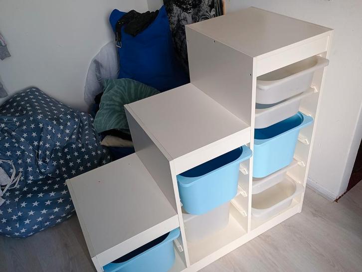 Ikea kast met bakken systeem, Kinderen en Baby's, Kinderkamer | Commodes en Kasten, Gebruikt, 105 cm of meer, Minder dan 50 cm