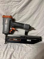 Paslode tackers en nieter op lucht, Ophalen, Gebruikt