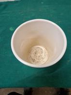 Bloempot wit aardewerk, Ophalen of Verzenden, 'T Olde Gre-j, Info@toldegrej.nl, Endepoelstraat 20f Didam