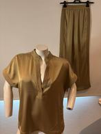 Shoeby goudkleurige 2 delig pak broek xs blouse s, Kleding | Dames, Blouses en Tunieken, Overige kleuren, Verzenden, ., Zo goed als nieuw