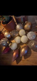 Glazen kerstballen, Ophalen