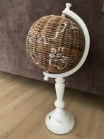 Riviera Maison rattan wereldbol, Huis en Inrichting, Woonaccessoires | Wereldbollen, Ophalen of Verzenden, Nieuw