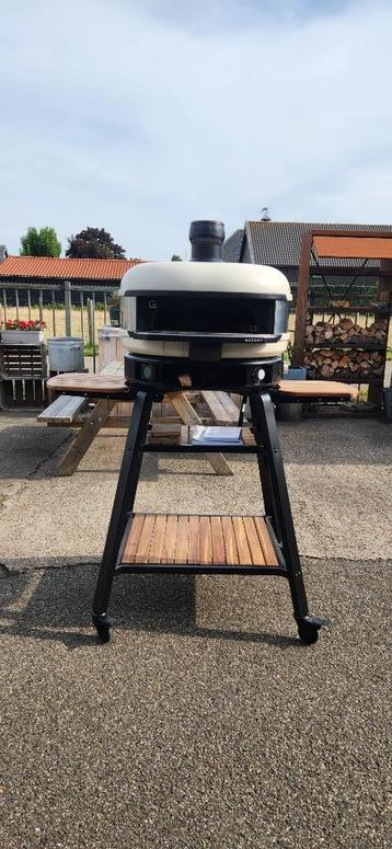 Gozney Dome Crème Dual Fuel Pizza Oven beschikbaar voor biedingen