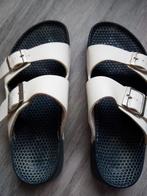 Birkenstock bad slippers, Ophalen of Verzenden, Wit, Slippers
