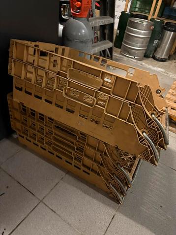 Bakker Kratten - Stapelbaar en Stevig beschikbaar voor biedingen